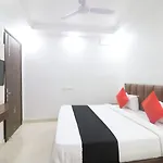 Hotel King Plaza Near Delhi Airport