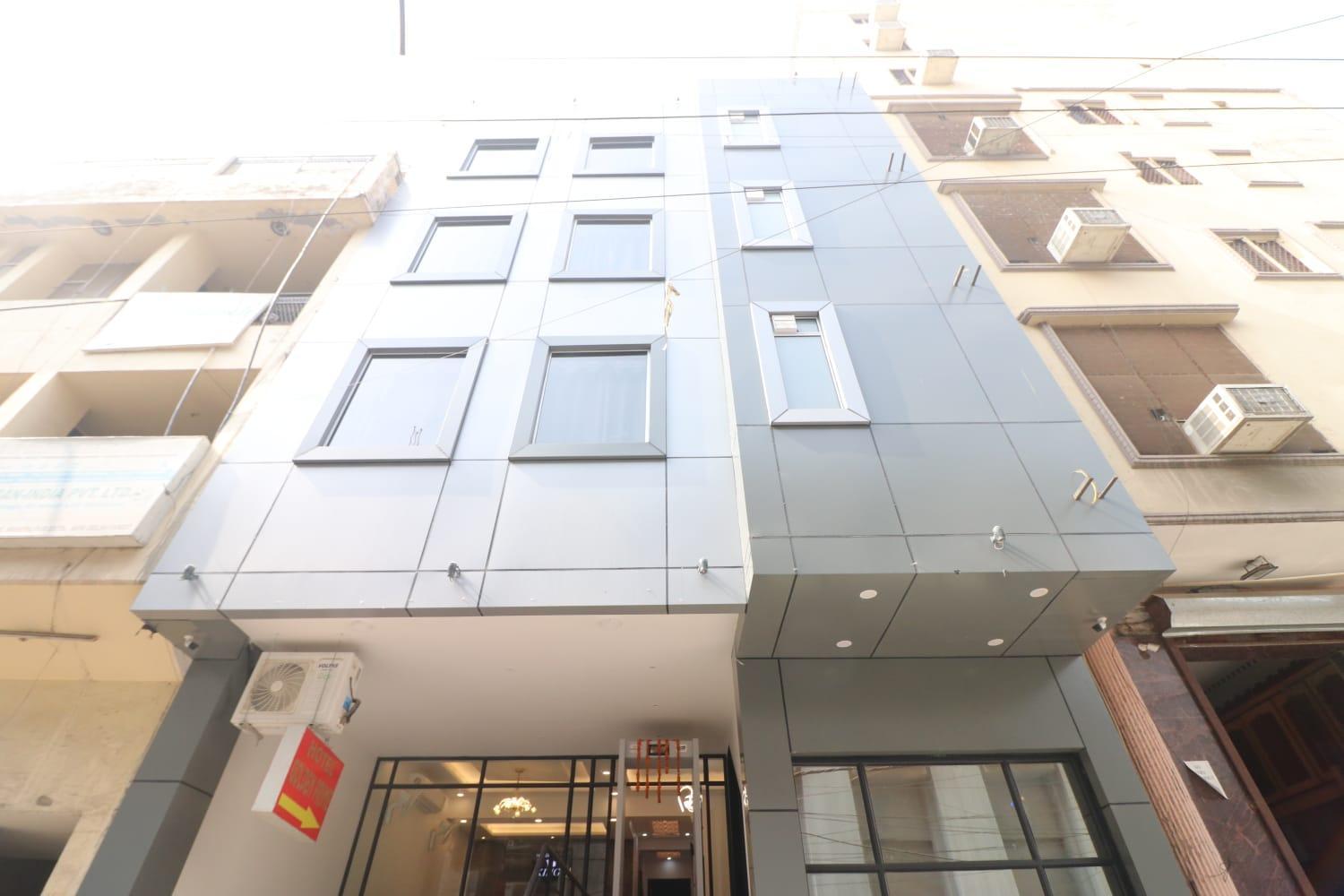 Hotel King Plaza Near Delhi Airport 4*